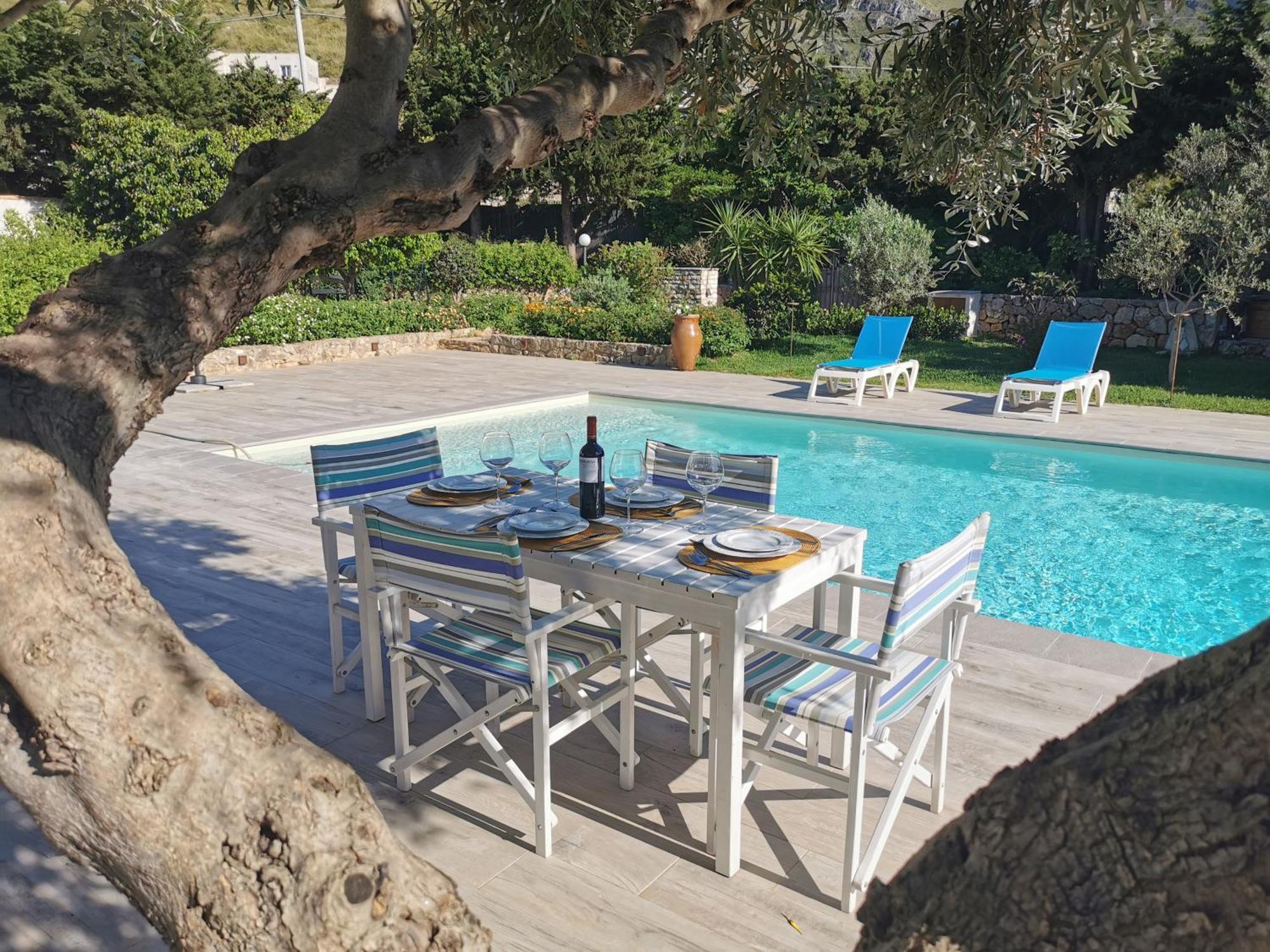 Villa Hibiscus Castellammare del Golfo Luaran gambar